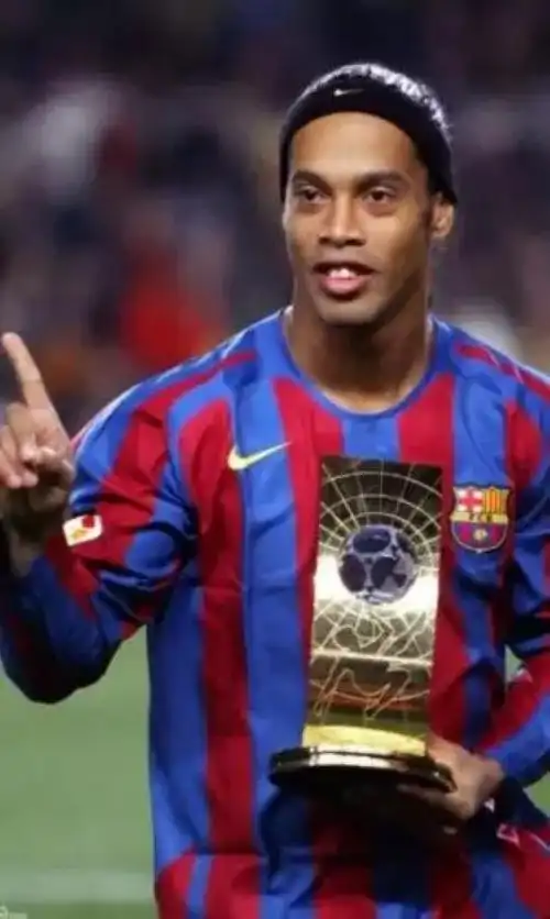 而黎英华则 而黎英华则